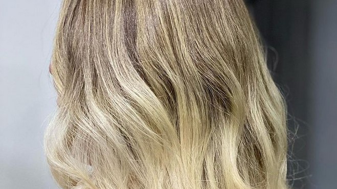 Blonde hair with waves