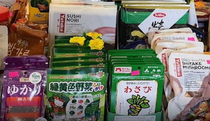Lotus Store sachets of asian ingredients