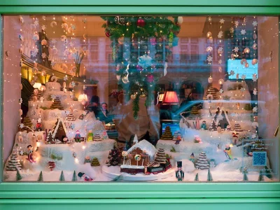 Christmas Window Display Free Prize Draw