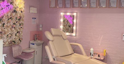 Bubblegum treatment chair