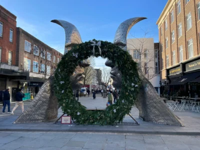Costa Coffee Bedford sponsors iconic Christmas wreath